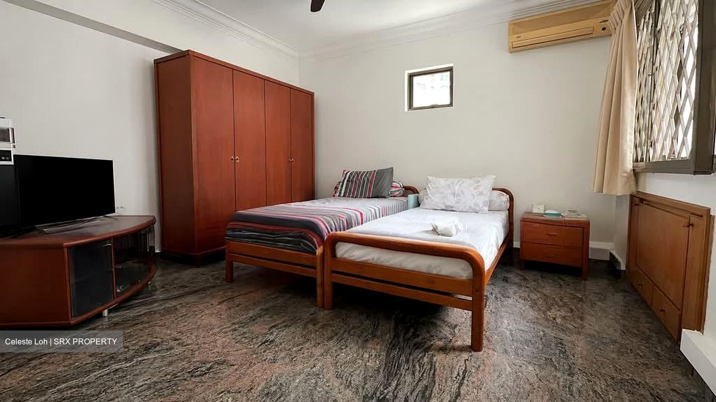 Blk 285D Toh Guan Road (Jurong East), HDB Executive #597711421
